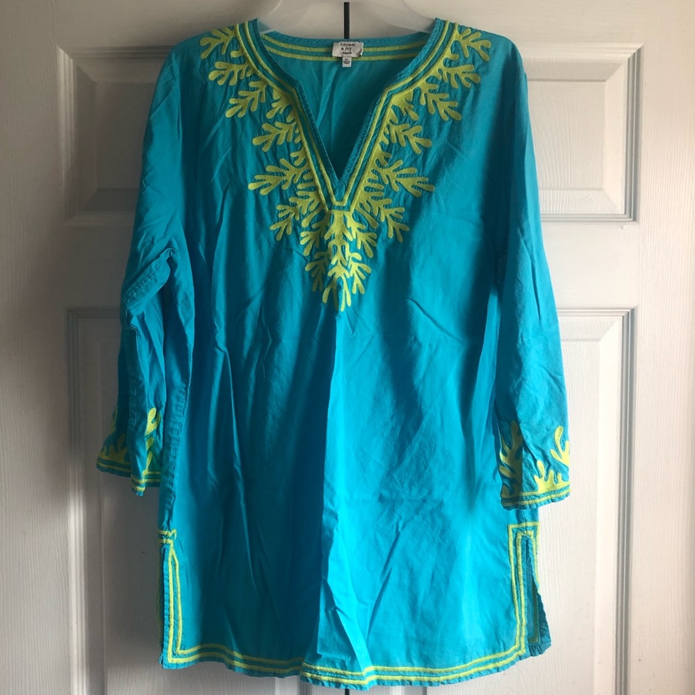 Crown & Ivy blue coral Top | XL
